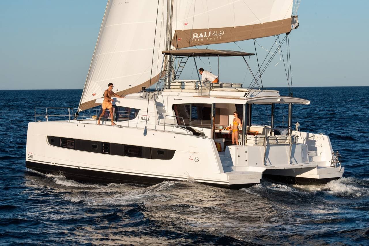Bali 4.8 Catamaran
